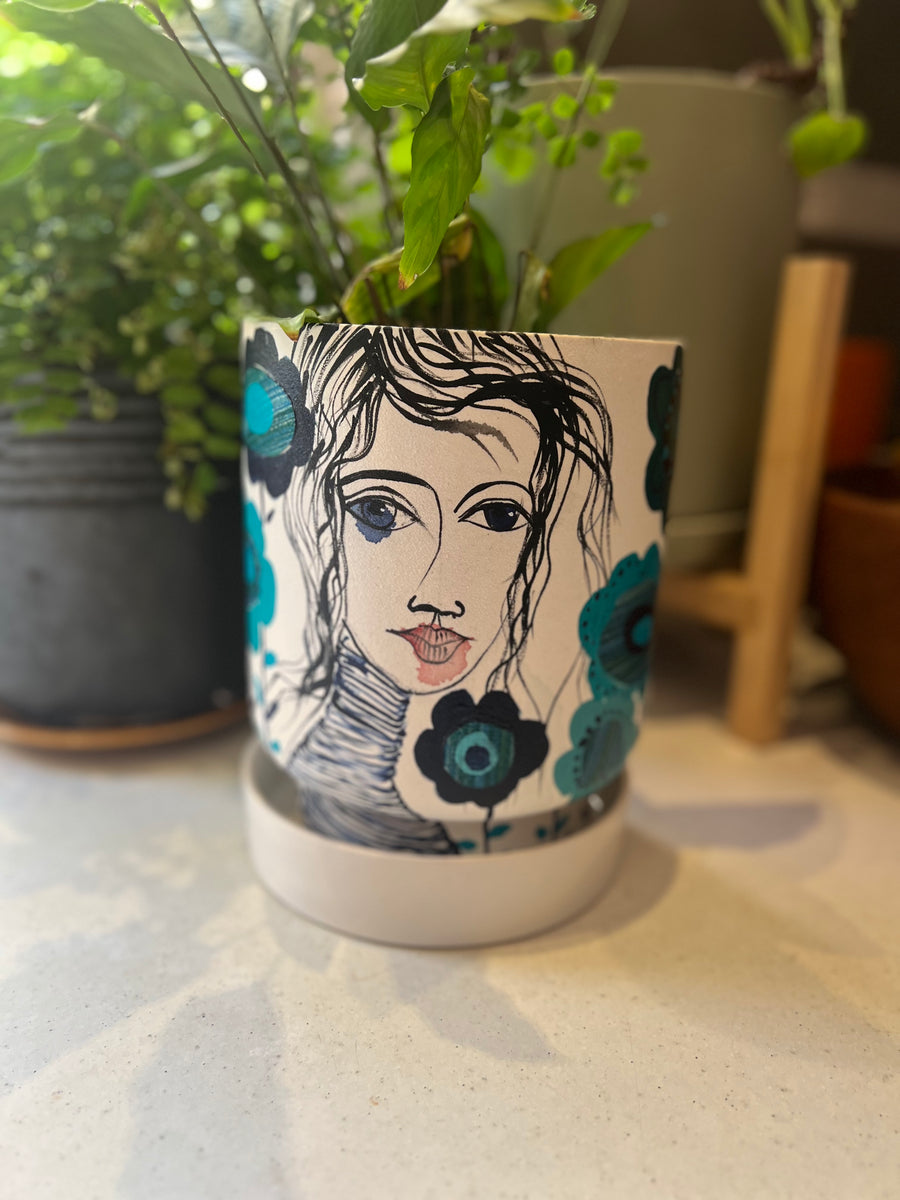 Unique hand painted pot 1 sharonpeterkin